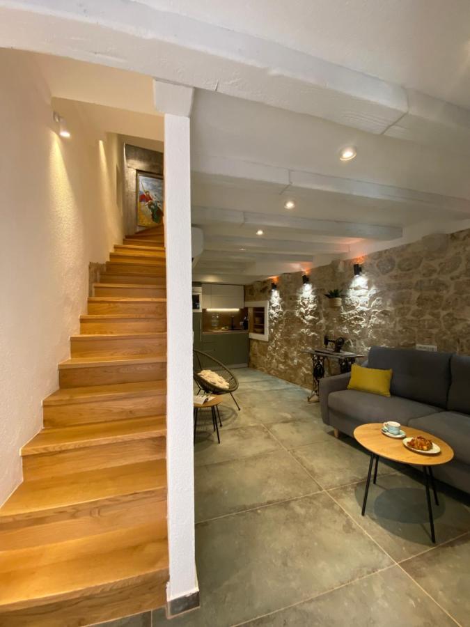 House Malena - Rooms Vis Exterior foto